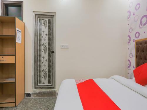 Oyo 75705 Hotel Ars Inn