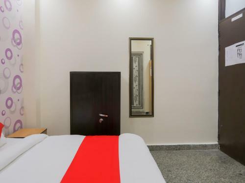 Oyo 75705 Hotel Ars Inn