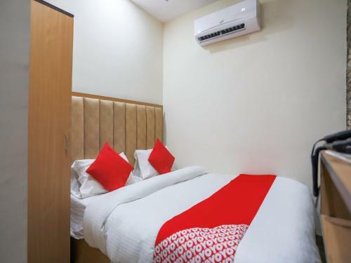 Oyo 75705 Hotel Ars Inn
