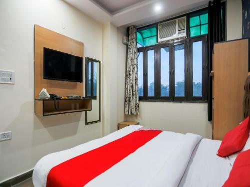 Oyo 75705 Hotel Ars Inn