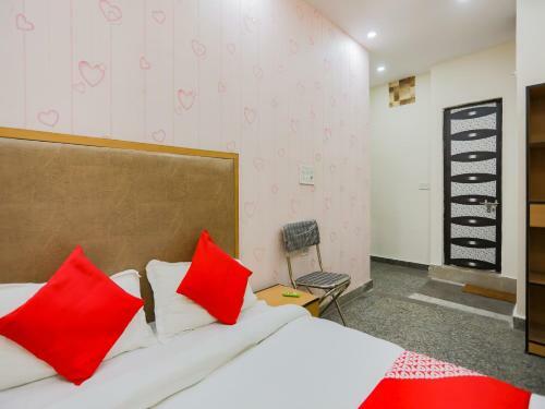 Oyo 75705 Hotel Ars Inn