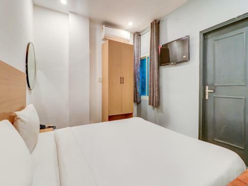 Hotel Oyo Townhouse 74409 Key Rooms
