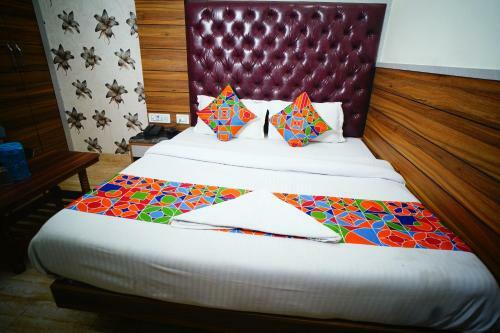 Hotel Delhi Darshan Deluxe