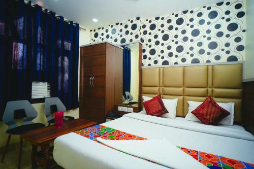 Hotel Delhi Darshan Deluxe