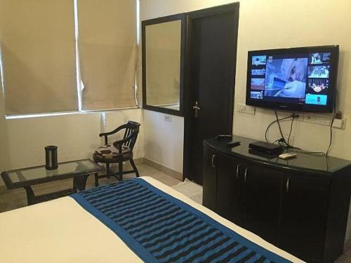 Glt Hotel Radiance Delhi Airport