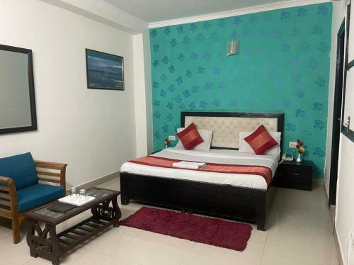 Glt Hotel Radiance Delhi Airport