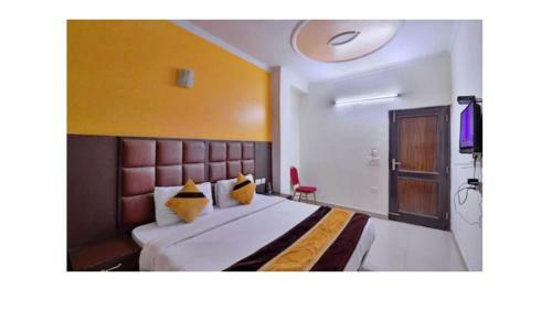 Glt Hotel Radiance Delhi Airport