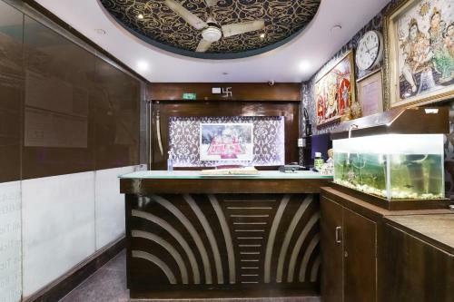 Oyo 73674 Hotel Sampuran Inn