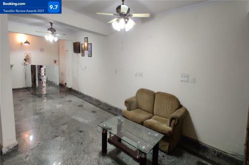 Airport Hotel Dev Palace