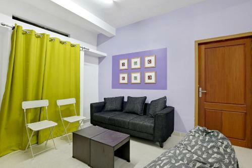 Hostal Oyo 77187 E-98