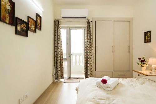 Apartamento Hostie Elina-3br Condo West/central Delhi