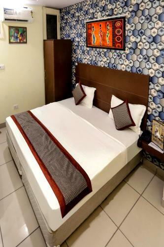 Airport Hotel Edge Home Stay