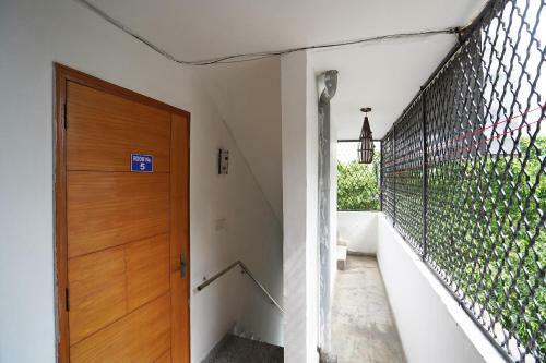 Hotel Oyo 47454 Sunroof Residency