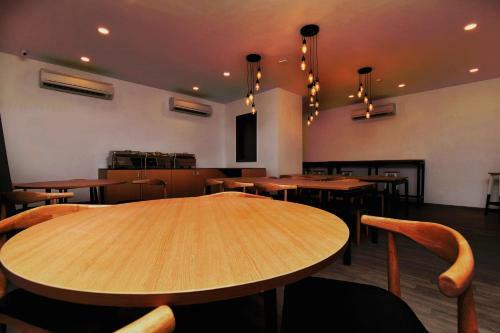 925 Hotels 002 Chattarpur Enclave