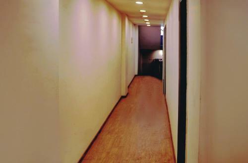 925 Hotels 002 Chattarpur Enclave