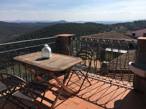 Apartamento La Divina Dimora Il Castello Degli Spiriti Magni