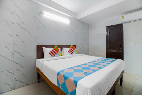 Hotel Oyo Flagship 41357 Cozy Stay Nsit Dwarka