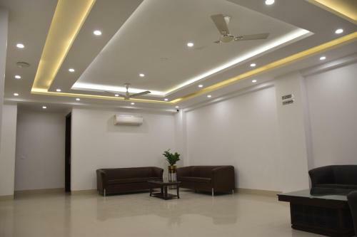 Lemon Green Residency - Hotel And Serviced Apartments