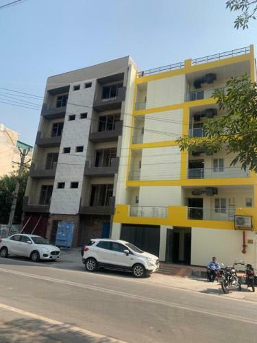Hotel Yellow Saffron