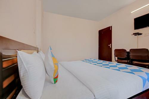 Hotel Oyo 77867 Flagship Silver Palace