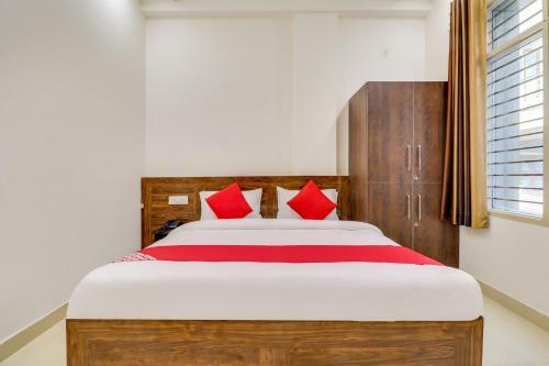 Hotel Oyo Flagship 75888 Kd House