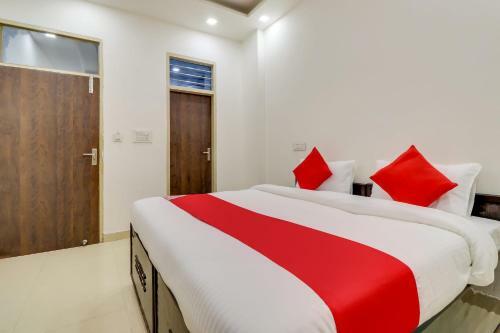 Hotel Oyo Flagship 75888 Kd House