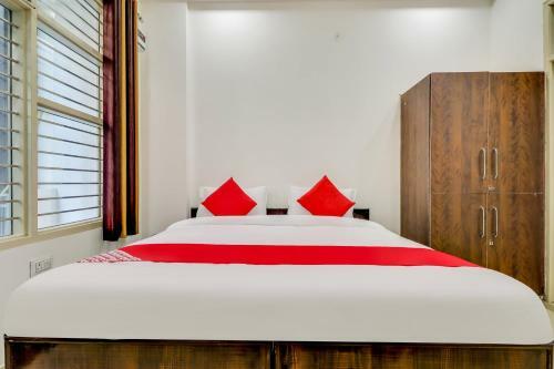 Hotel Oyo Flagship 75888 Kd House