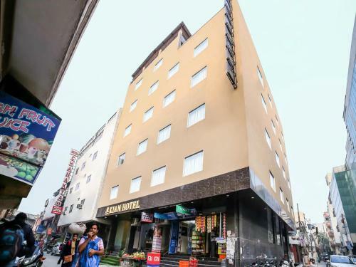 Airport Hotel Bollywood Paradise