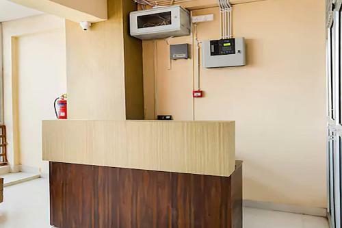 Hostal Oyo 75638 Home Dgh