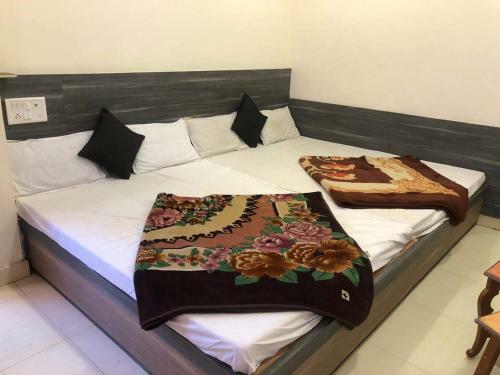 Vamoose Hotel Satpura