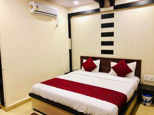 Vamoose Hotel Satpura