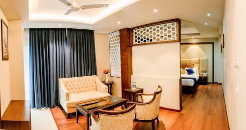 Hotel Justa Palampur Resort & Convention Centre