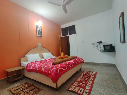 Hotel Holiday Home, Palampur