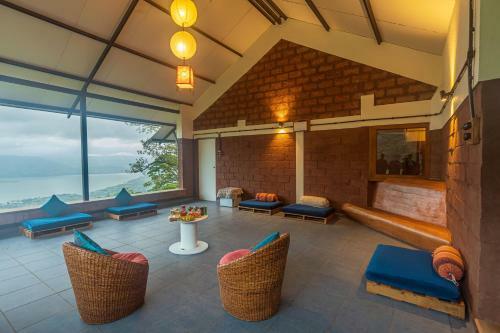 Saffronstays Avabodha Villa, Panchgani