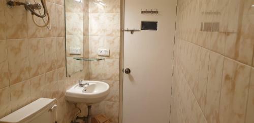 Hotel Ria Residency