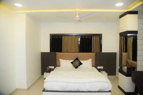 Hotel Divya Inn