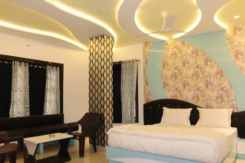 Hotel Divya Inn