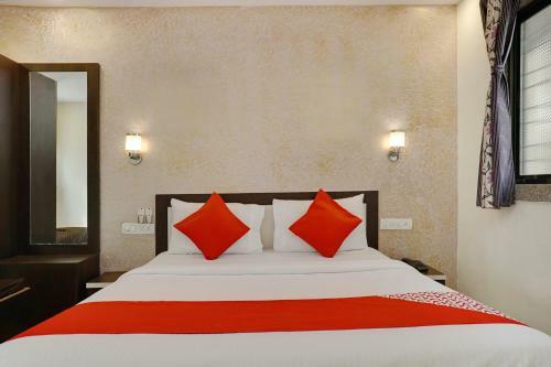 Hotel Oyo 13902 Orient Bay Inn