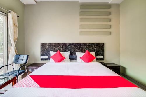 Hotel Oyo 23505 S Ramada Village