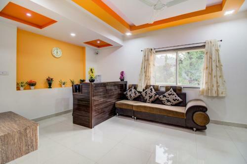 Hotel Oyo 23505 S Ramada Village