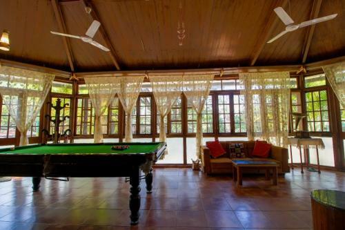 Hotel Wonder Woods Resort