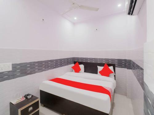 Oyo 79597 Hotel Sapphire