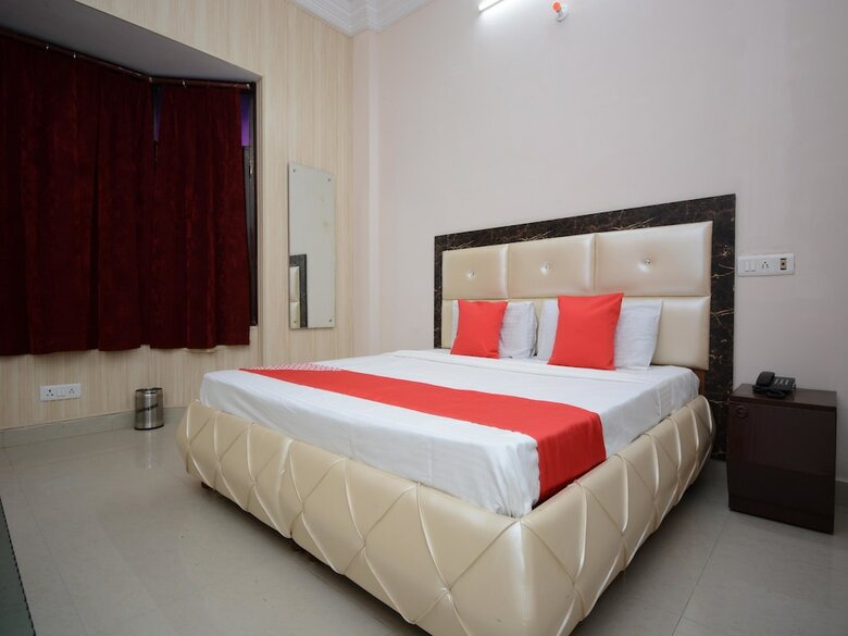 Oyo 30358 Hotel Asia Palace