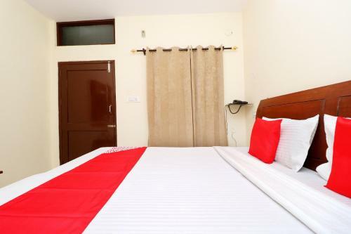 Hotel Oyo 30883 Chinar