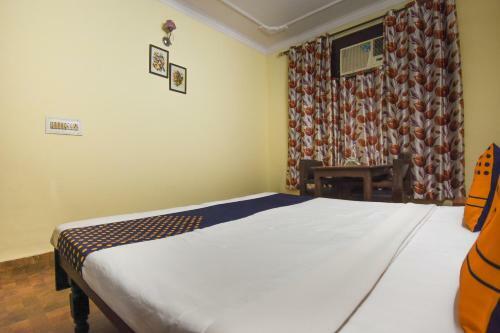 Hotel Spot On 64174 Tej Residency