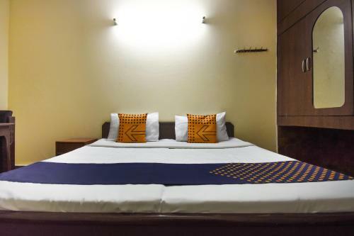 Hotel Spot On 64174 Tej Residency