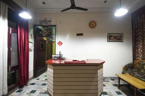 Hotel Spot On 64174 Tej Residency