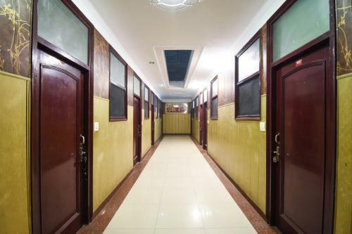 Hotel Spot On 64174 Tej Residency