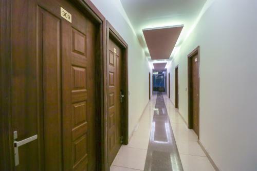 Hotel Capital O 30739 The Grace