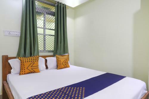 Spot On 76535 Hotel Sneh